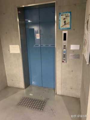 电梯口里面是什么_电梯出来的地方叫什么