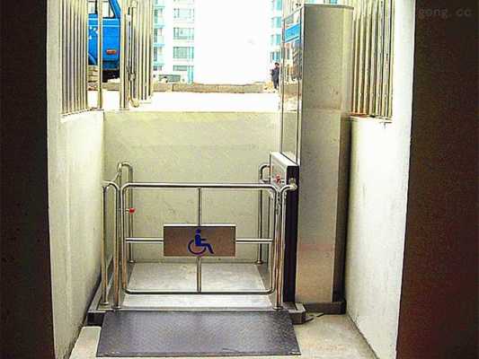 残疾人手扶电梯,残疾人手扶电梯视频 