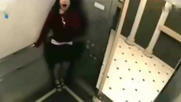 日本电梯灵异事件视频-日本电梯装鬼被打