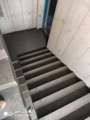  水泥楼梯怎么安电梯「水泥楼梯怎么装修省钱」