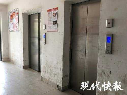 电梯坏了走楼梯怎么办-电梯坏了楼梯封闭了吗
