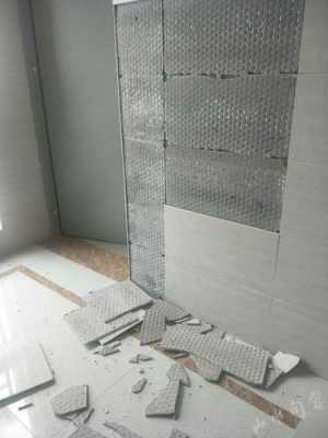 济南电梯口瓷砖掉了_电梯门口地砖空的装修压坏