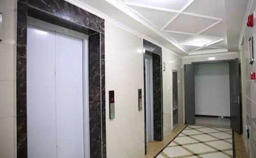 商品房电梯走廊墙面不贴瓷砖-电梯走廊没有瓷砖吗