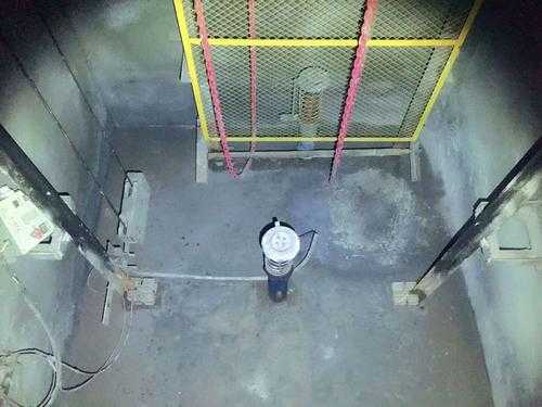 电梯井深坑面部覆盖